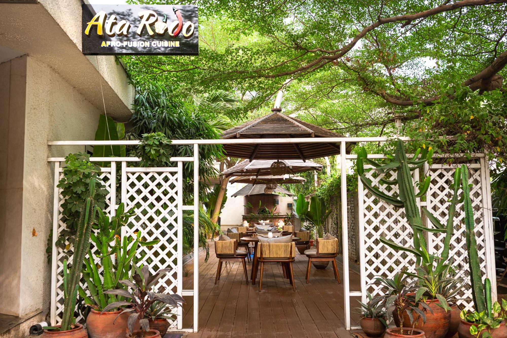 Eko Hotel Gardens Lagos Bagian luar foto